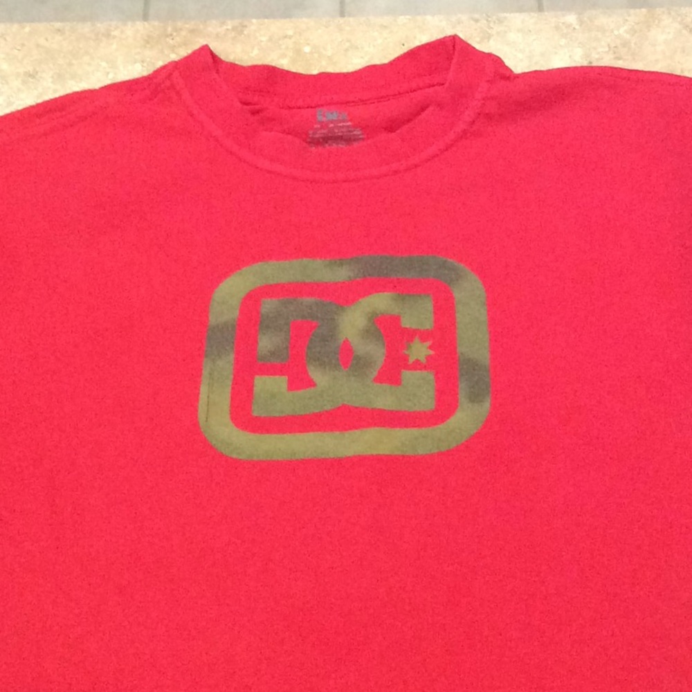 DC* TShirt Size M